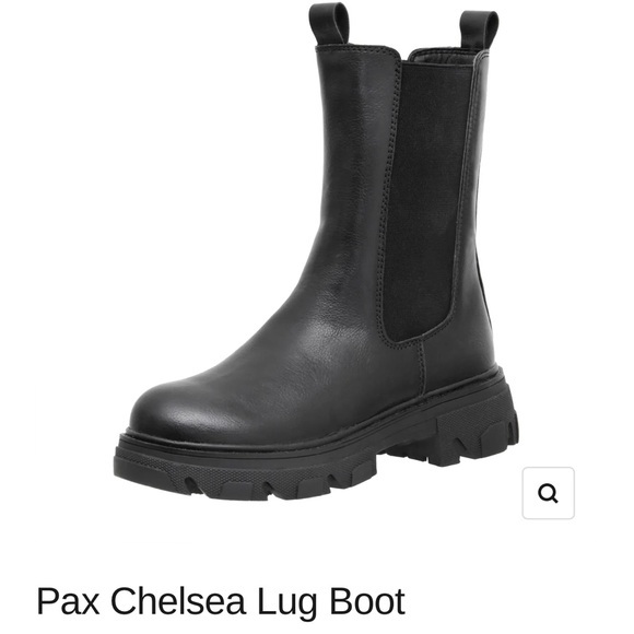 CUSHIONIRE Shoes - Cushionaire Pax Chelsea Lug Boots Black Size 9